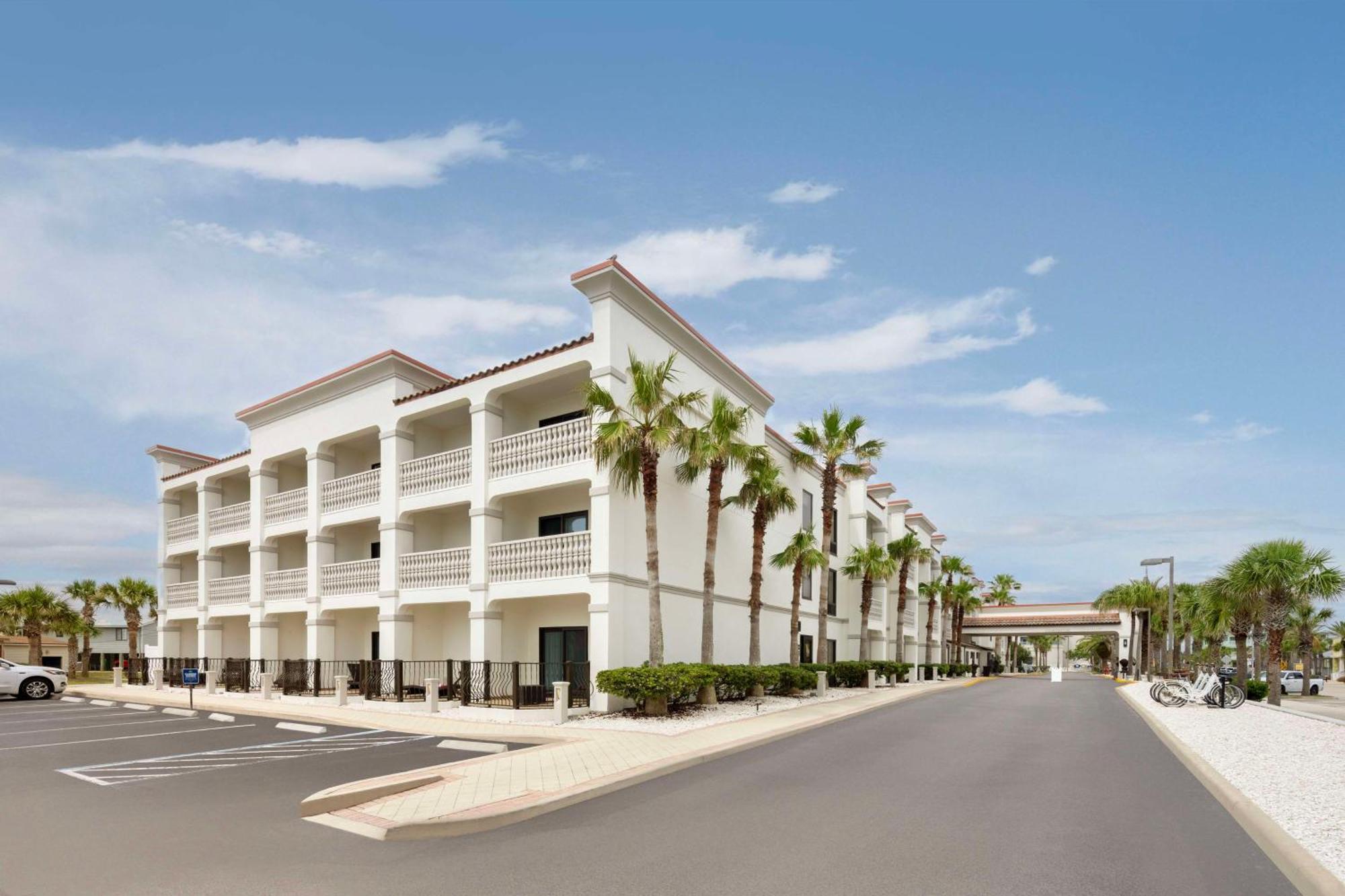 Hampton Inn & Suites St. Augustine-Vilano Beach Exterior photo