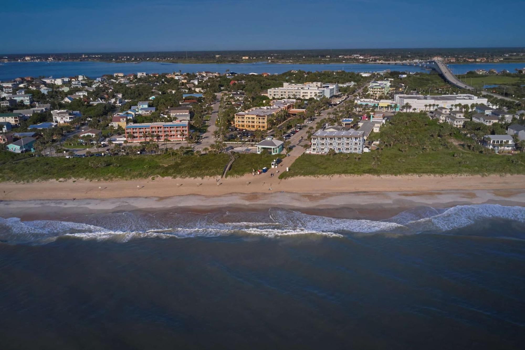 Hampton Inn & Suites St. Augustine-Vilano Beach Exterior photo